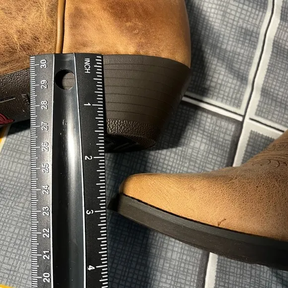 👠Justin NWOT Women’s Tan/Brown Western Cowboy Boots 8C