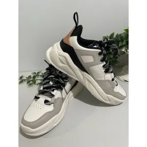 K-Swiss Womens Low-Top Sneakers White/Black Size 8.5 Athletic Shoes