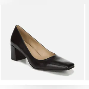 Karina Square Toe Pump (Women)NATURALIZER.