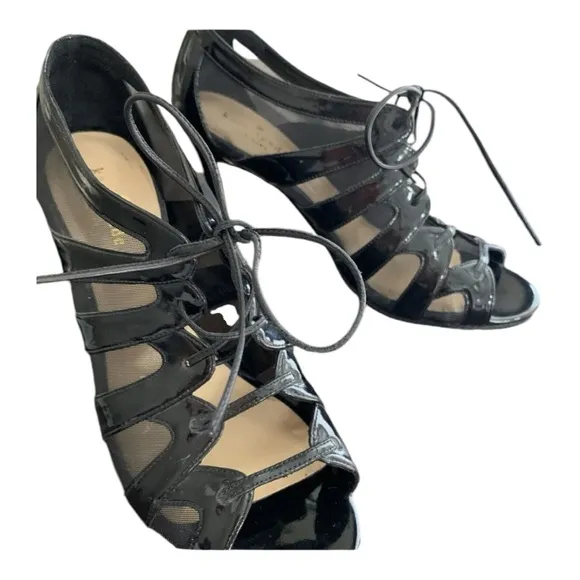 Kate Spade Black Patent Leather Mesh Tie Up High Heel Italy Size 7