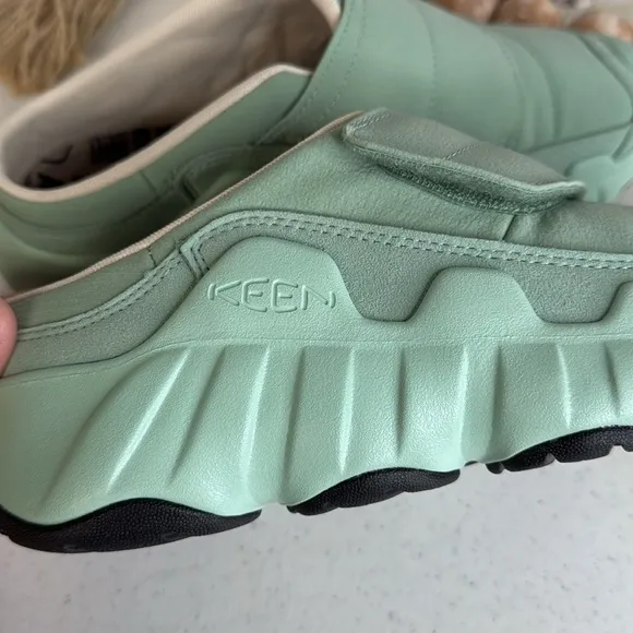 KEEN Hypowser Wrap Shoes Sz 8  Granite Green