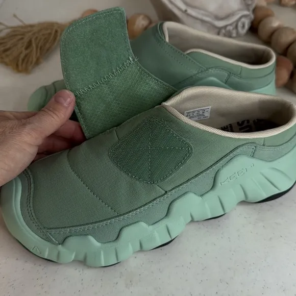 KEEN Hypowser Wrap Shoes Sz 8  Granite Green