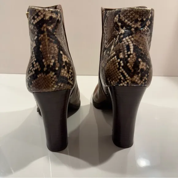 Kenneth Cole Reaction Ankle Boots with Heel Brown Snake Print
