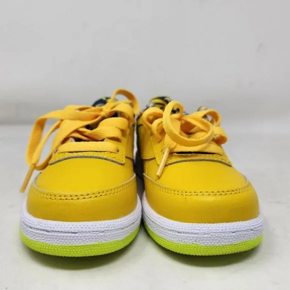 Kids 10.5 Reebok CLub C 95 Minions classic shoes