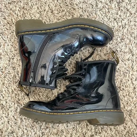 Kids Dr. Martens Junior 1460 Patent Leather Lace Up Boots