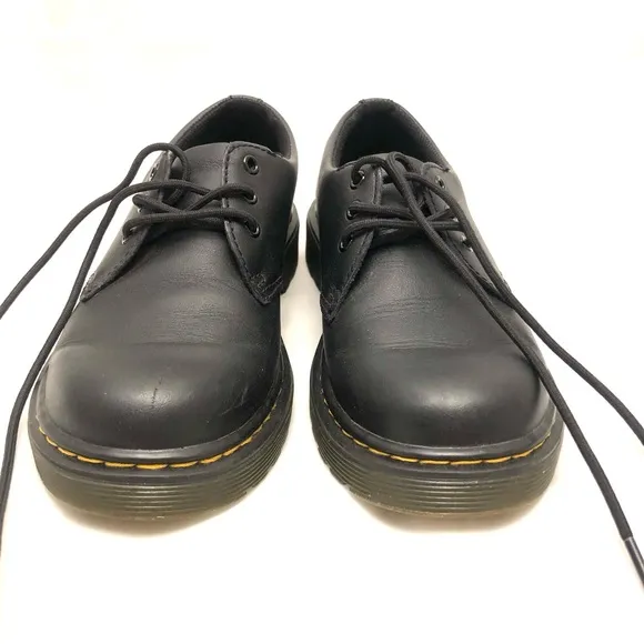 Kid’s Dr. Martens Oxford Shoes sz 2