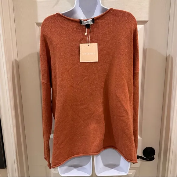 Kittenish “Hello Beautiful” Oversized Rust Orange Sweater small