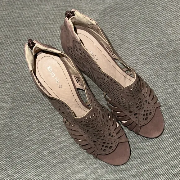 Klub Nico leather mirelle 3 laser cut open toe bootie heel shoes size 10