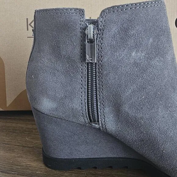 Koolaburra by UGG Women's Sz 9 Wedge Boots Yonela Amphora Ortholite Comfort Foam