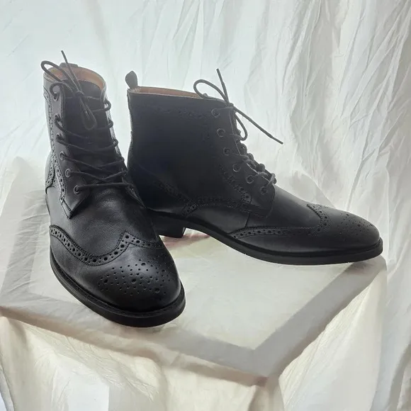 La Milano Wingtip Boots