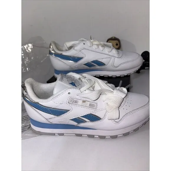 Ladies Reebok Classic 7.5 Unapologetically Angel Revolve New