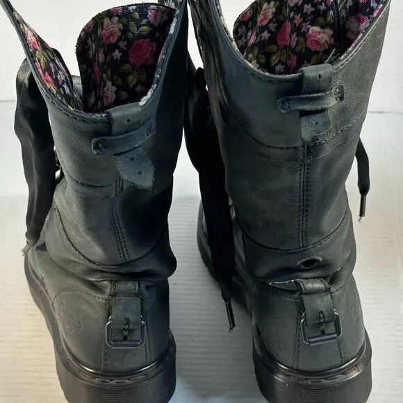 Ladies size 9 Dr Martens Tall Combat boots