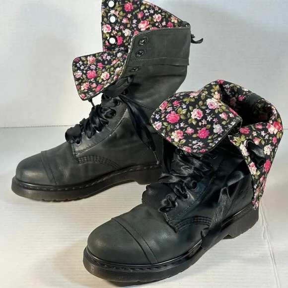 Ladies size 9 Dr Martens Tall Combat boots