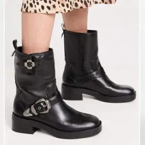 Larroudé Hardy Boots