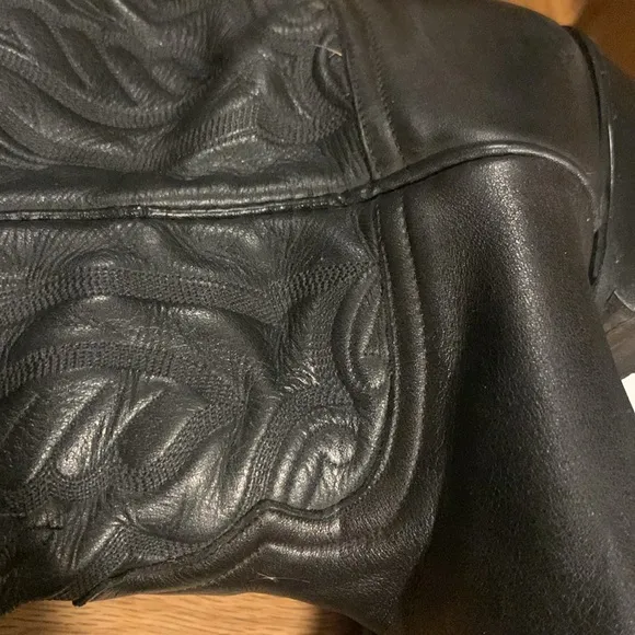 LARRY MAHAN COLLECTABLE BLACK LEATHER GORGEOUS STITCHED AND TOOLED COWBO…