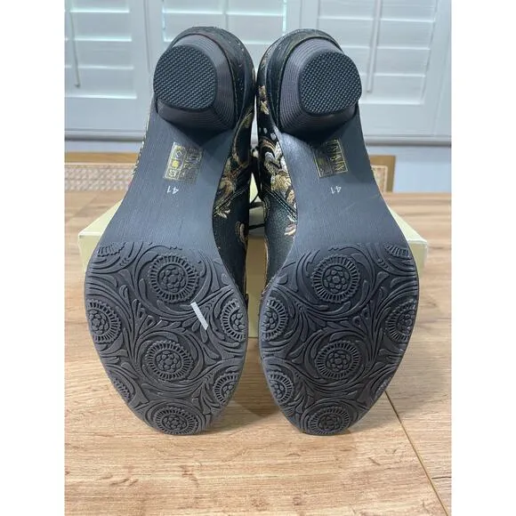 L'Artiste Siren Black Boots Leather Size 9.5/10 US 41 EU NIB Embroidered Lace-Up
