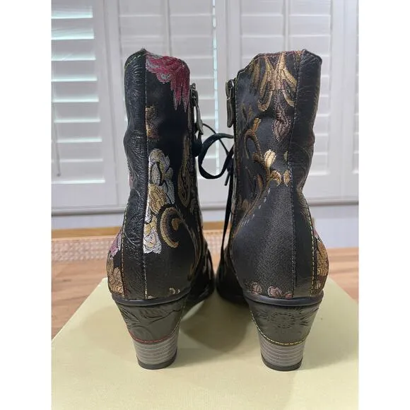 L'Artiste Siren Black Boots Leather Size 9.5/10 US 41 EU NIB Embroidered Lace-Up