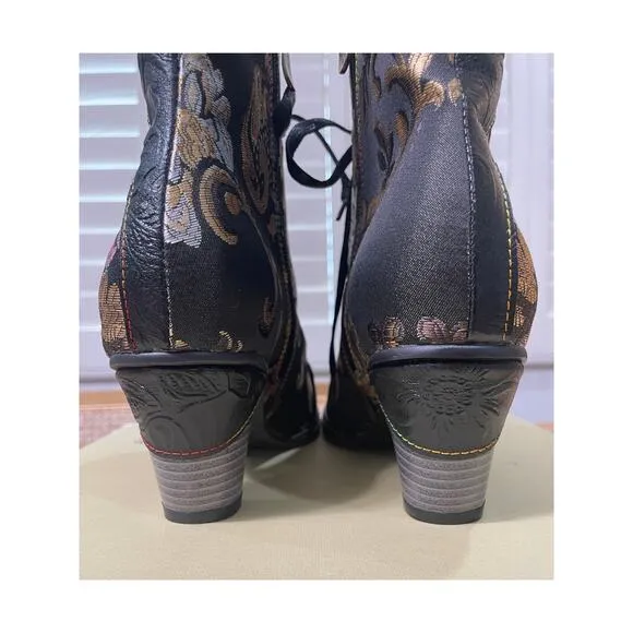 L'Artiste Siren Black Boots Leather Size 9.5/10 US 41 EU NIB Embroidered Lace-Up