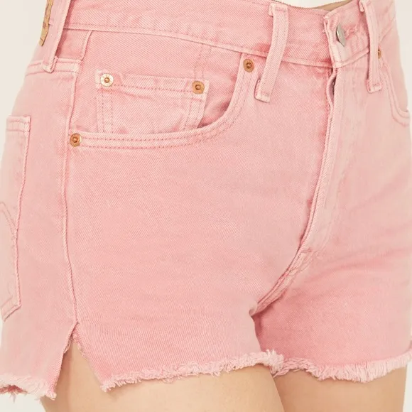 Levi’s 501 Original Denim Shorts Pink. Size 31 / 12