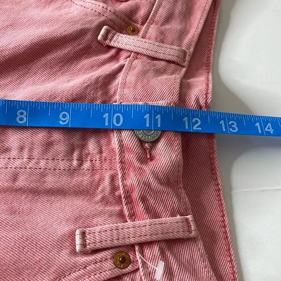 Levi’s 501 Original Denim Shorts Pink. Size 31 / 12