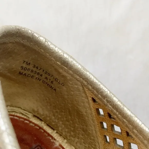 Like New Gold Frye Lee A Line Perf Shoes, size 7