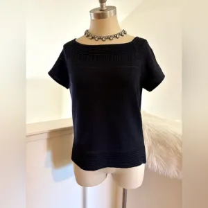 Like NEW!!! S Elegant Black St. John’s Knit Sweater