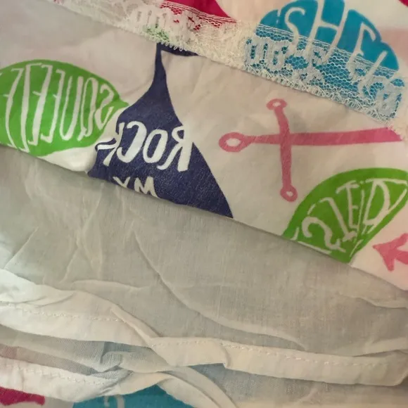 Lilly Pulitzer Scalloped Bottom Skirt in Rock My Boat Print. Size 4