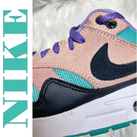 LIMITED EDITION NIKE AIR MAX Have A Nike Day Smiley Face, Women’s 9