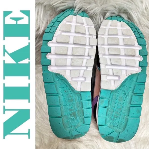 LIMITED EDITION NIKE AIR MAX Have A Nike Day Smiley Face, Women’s 9
