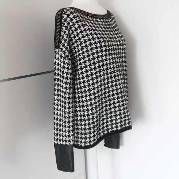 Liu Jo Black &amp; White Houndstooth Knit Longsleeve Sweater, Pullover Size Small S