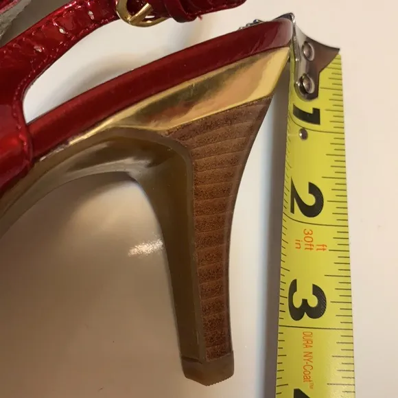 LIZ CLAIBORNE CANDY APPLE RED HOLIDAY HEELS PATENT LEATHER  5.5 M NEW POPPY
