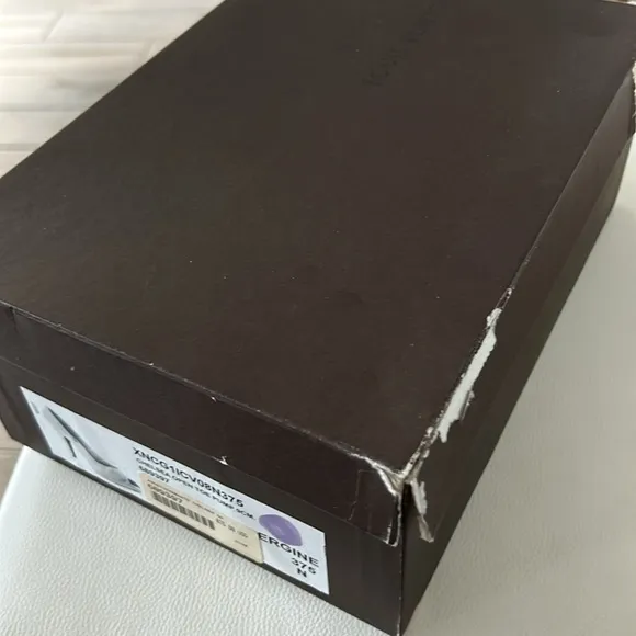 Louis Vuitton Chelsea Open Toe pump vintage