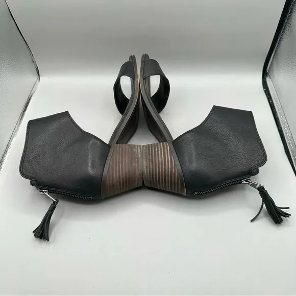 Lucky Brand Women’s 11 Balbina Black Leather Open Toe Ankle Strap Block Heels