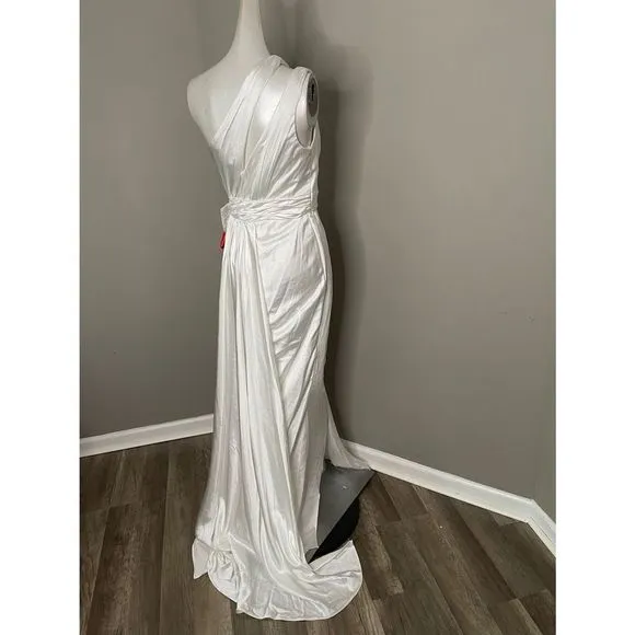 MAC DUGGAL 49006 ONE SHOULDER EVENING GOWN