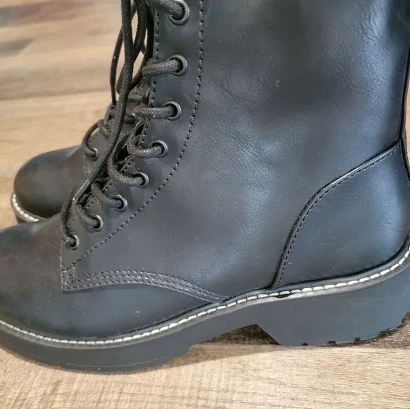 Madden Girl Women's Black Lace-Up Ankle Boots