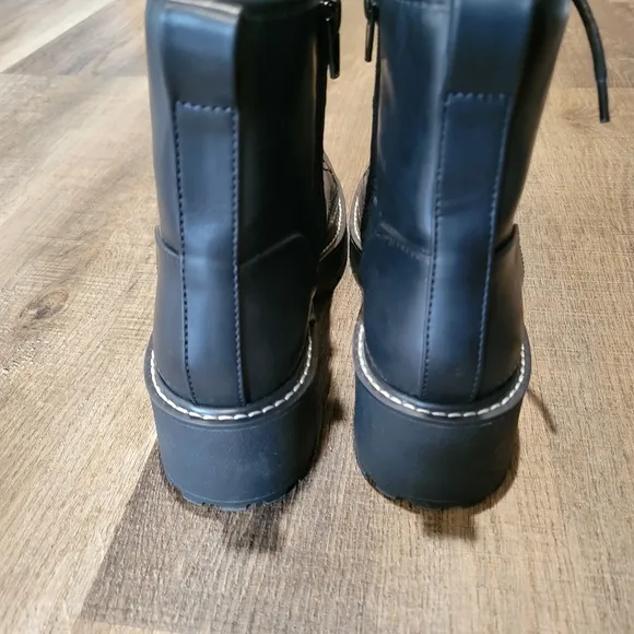 Madden Girl Women's Black Lace-Up Ankle Boots