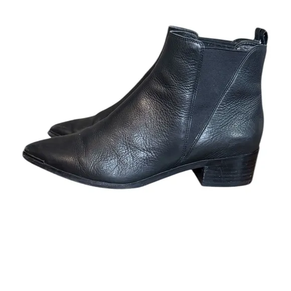 Marc Fisher YALE POINTY TOE CHELSEA BOOTIE Women’s Size 8.5 M
