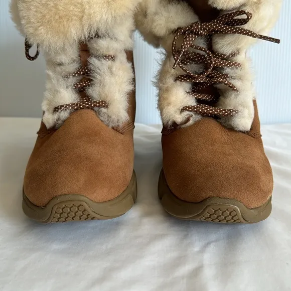 Mark Nason Apres - Sherpa lined, lace up tan boots.  Women’s size 7