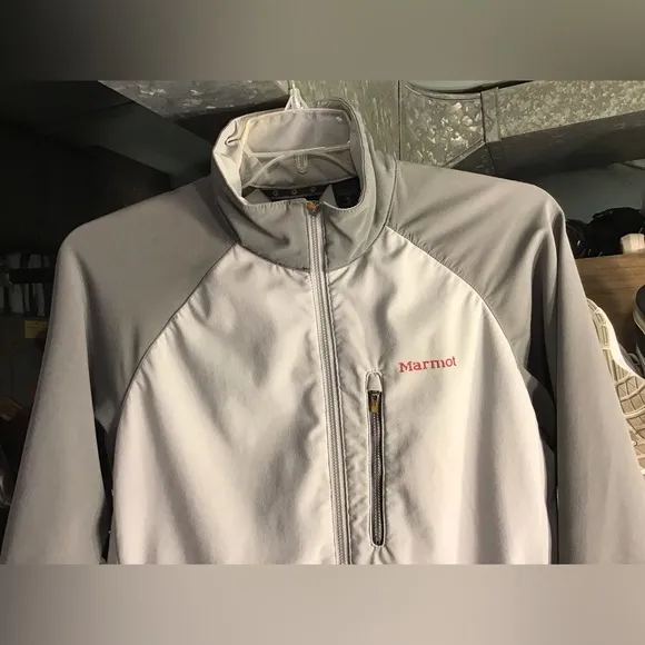 Marmot Jacket Men's Size: M.