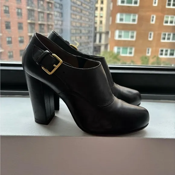 Marni brown booties with buckle, size 38