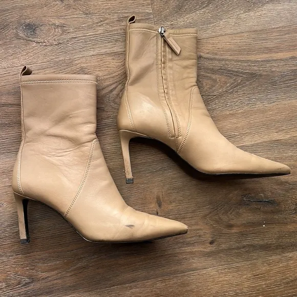Massimo Dutti Boots 37