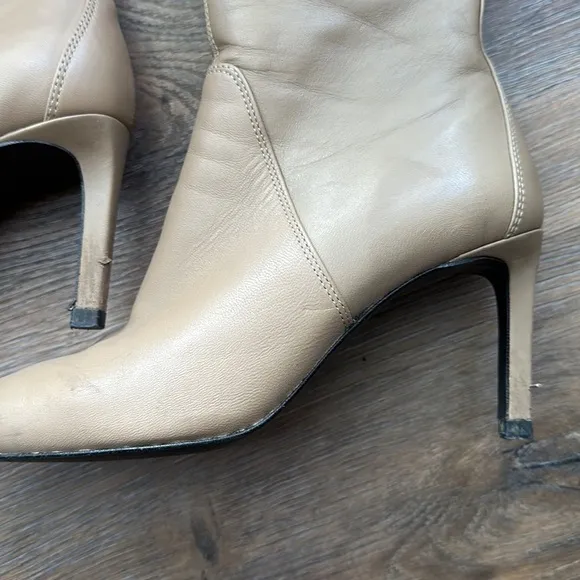 Massimo Dutti Boots 37