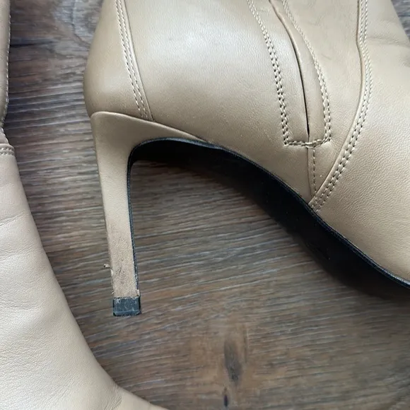 Massimo Dutti Boots 37