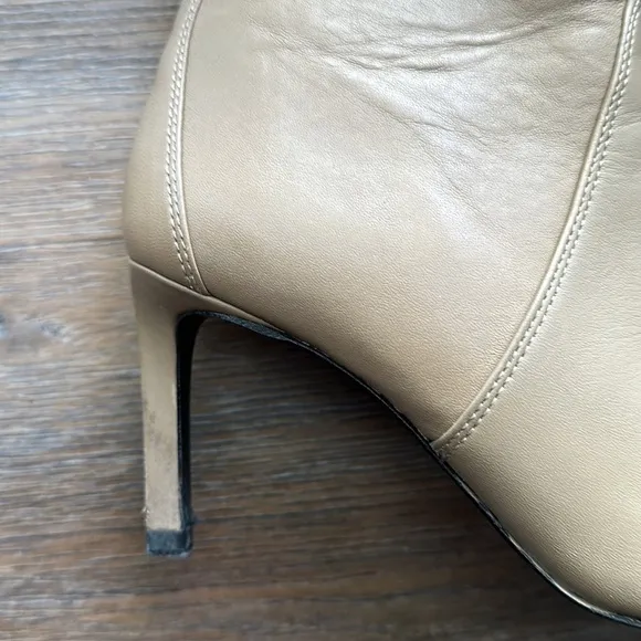Massimo Dutti Boots 37