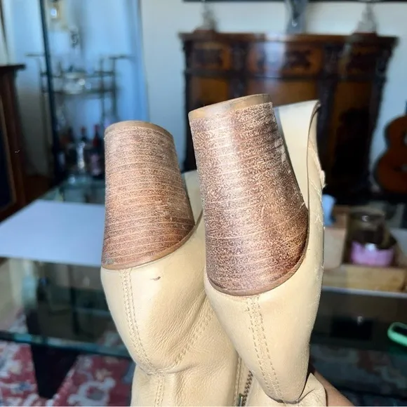 “MATISSE”pure leather , Tan Peep-Toe Ankle Boots, 👢, made in Brazil,pre loved 🥰