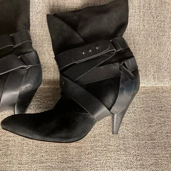 Mea Shadow Leather Harness Strap Cassandra Suede Heeled Boots 8.5