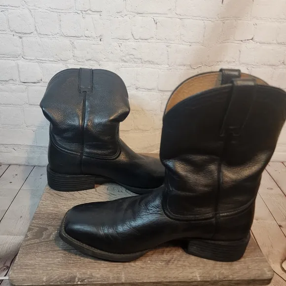 Men's Arist Black Leather Cowboy Boots, Size 10EE