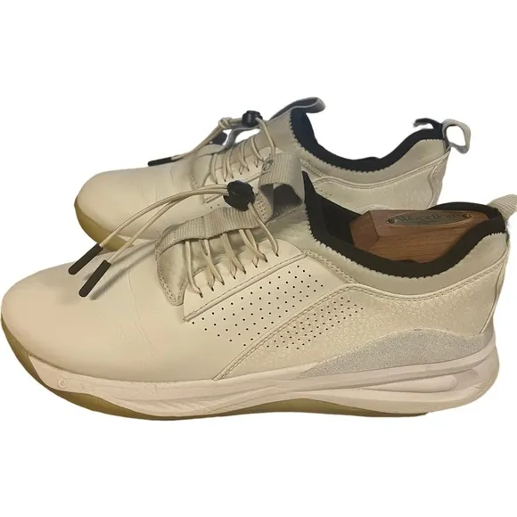 MEN'S BRILLIANT WHITE CLOVE CLASSIC