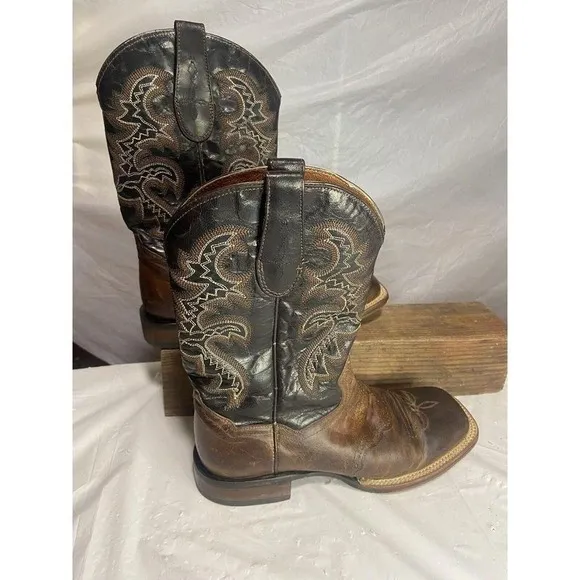Men's Dan Post Franklin Distressed Cowboy Boots-Size‎ 8.5D