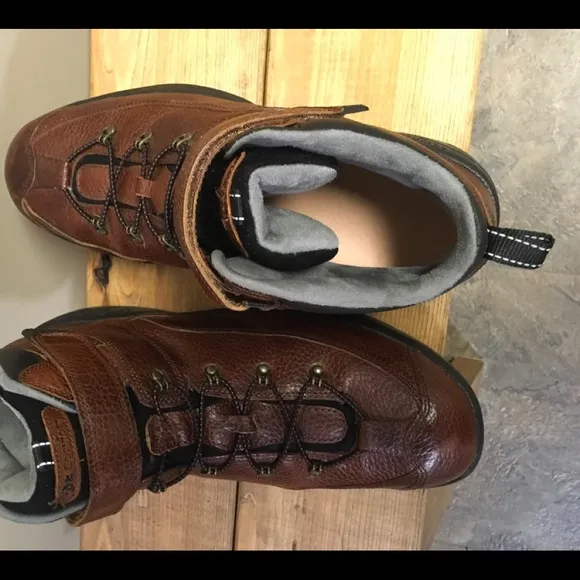 Men’s Dr Comfort Work/Hiking Boots Sz 14